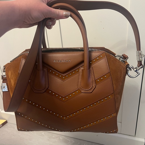 GIVENCHY Chevron Studded Calfskin Leather And Suede Leather Mini Antigona Bag - Picture 3 of 5